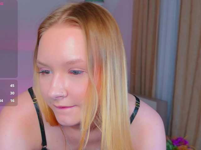StaceyyJones live cam on BongaCams