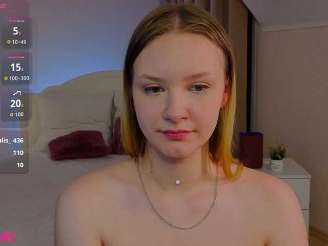 StaceyyJones live cam on BongaCams