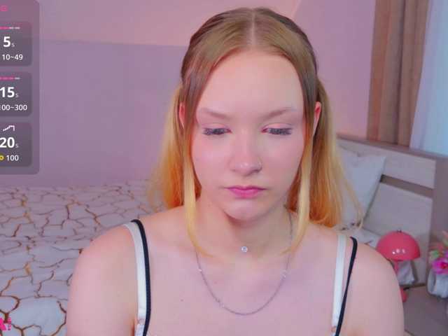 StaceyyJones live cam on BongaCams