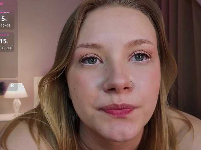 StaceyyJones live webcam show