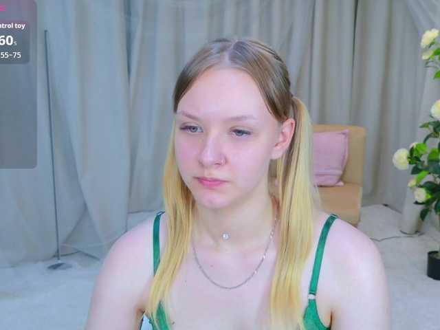StaceyyJones live cam on BongaCams
