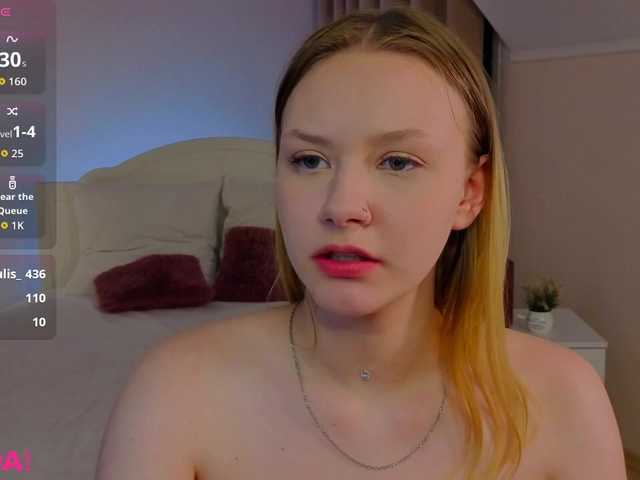 StaceyyJones live cam on BongaCams