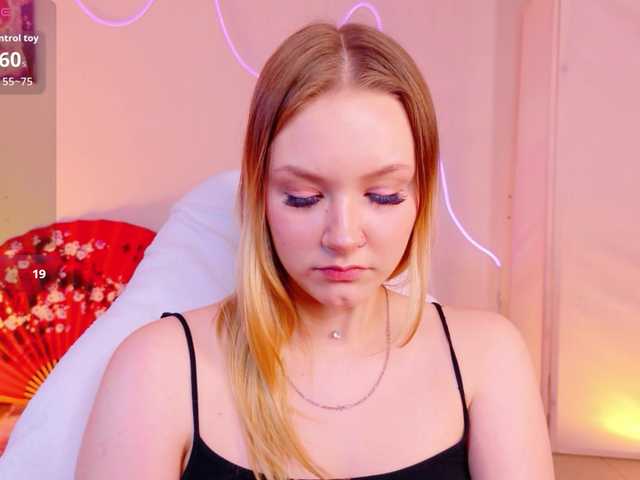 StaceyyJones live cam on BongaCams