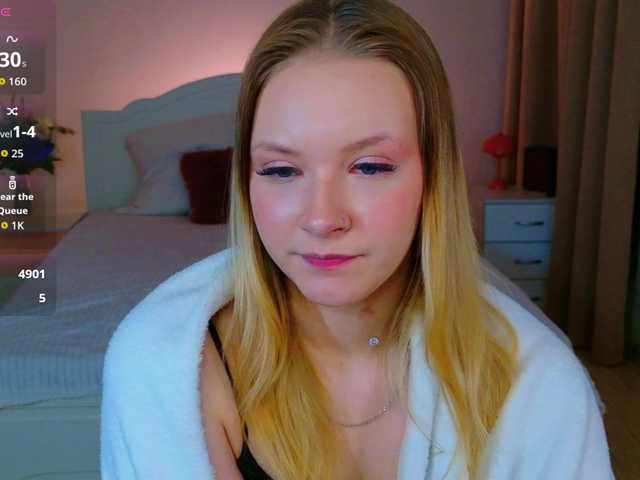 StaceyyJones live cam on BongaCams