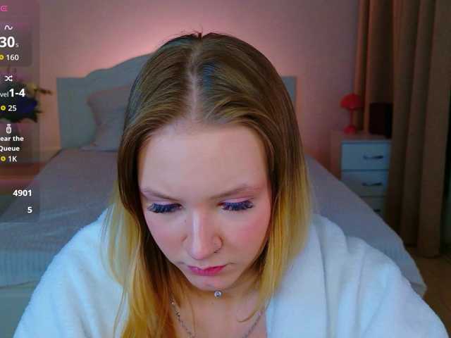 StaceyyJones live cam on BongaCams