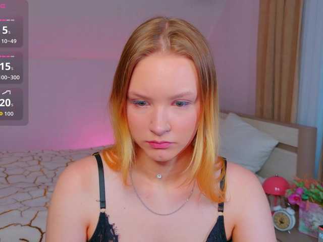 StaceyyJones live cam on BongaCams