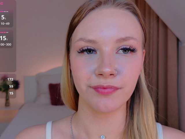 StaceyyJones live cam on BongaCams