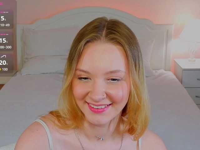 StaceyyJones live cam on BongaCams