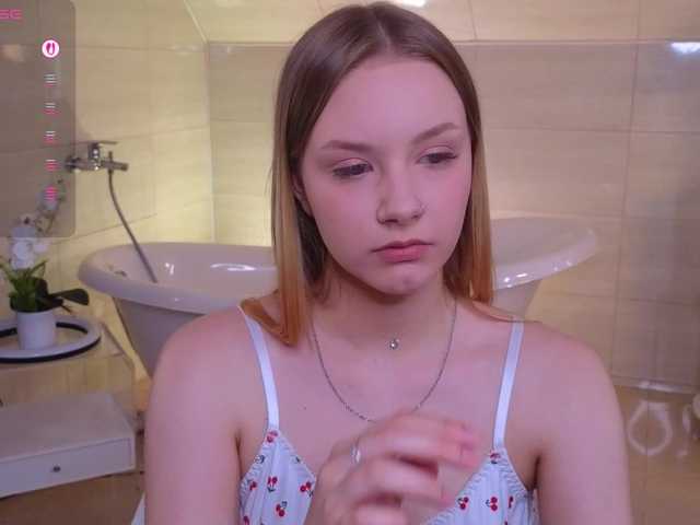 StaceyyJones live cam on BongaCams