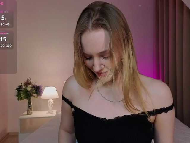 StaceyyJones live cam on BongaCams