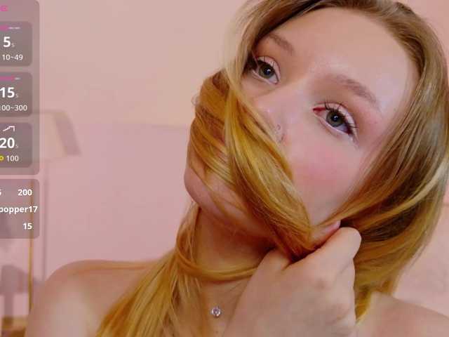 StaceyyJones live cam on BongaCams