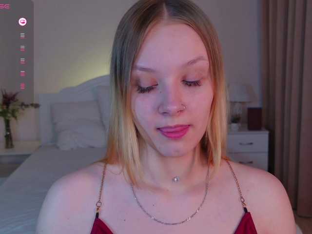 StaceyyJones live cam on BongaCams