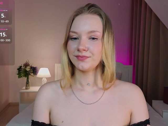 StaceyyJones live cam on BongaCams