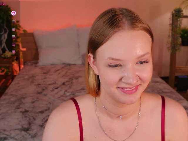 StaceyyJones live cam on BongaCams