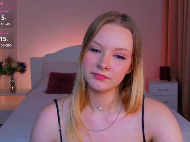 StaceyyJones live cam on BongaCams