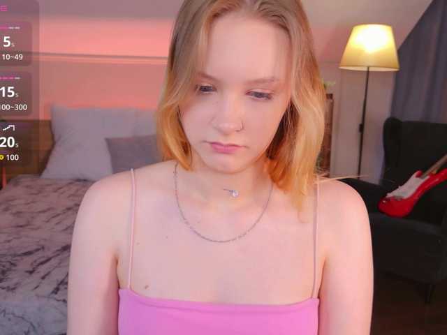StaceyyJones live webcam show