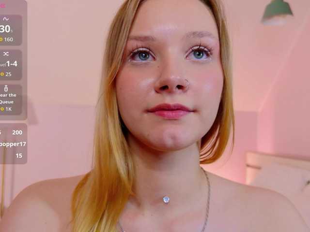 StaceyyJones live cam on BongaCams