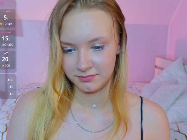 StaceyyJones live webcam show