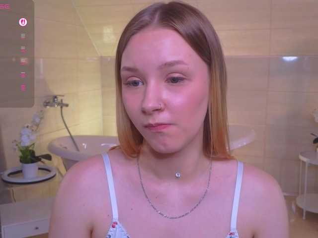 StaceyyJones live cam on BongaCams
