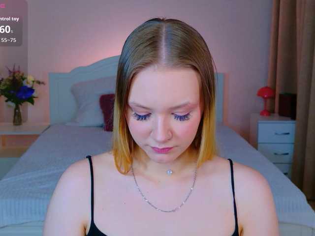 StaceyyJones live cam on BongaCams