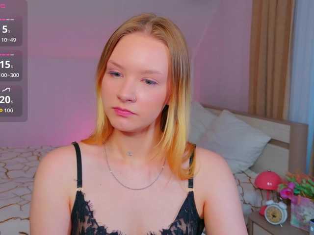 StaceyyJones live cam on BongaCams