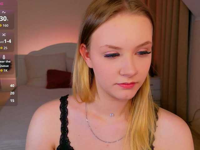 StaceyyJones live cam on BongaCams