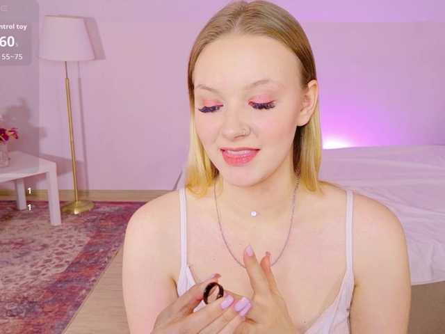 StaceyyJones live cam on BongaCams