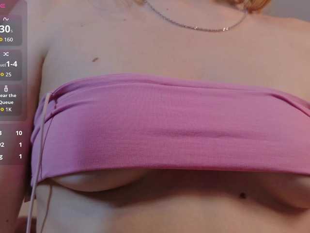 StaceyyJones live cam on BongaCams