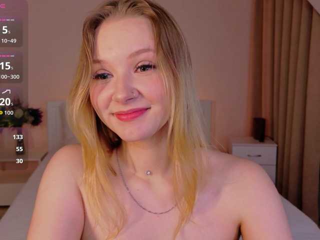 StaceyyJones live cam on BongaCams