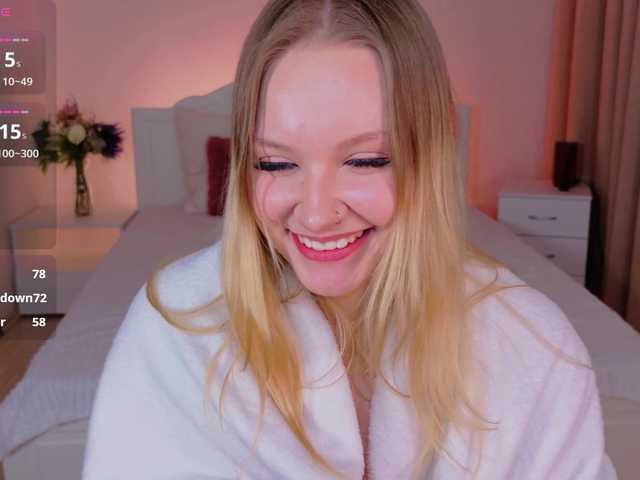 StaceyyJones live cam on BongaCams