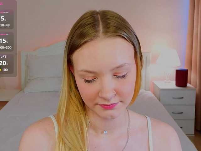 StaceyyJones live cam on BongaCams