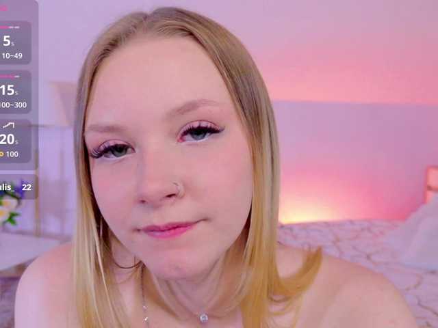 StaceyyJones live cam on BongaCams