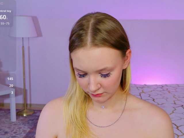 StaceyyJones live cam on BongaCams
