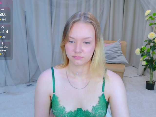 StaceyyJones live cam on BongaCams