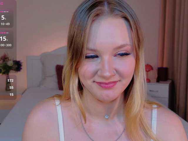 StaceyyJones live cam on BongaCams