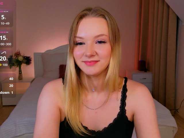 StaceyyJones live cam on BongaCams