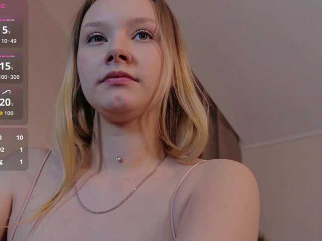 StaceyyJones live webcam show