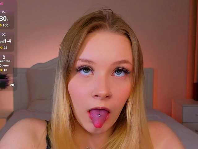 StaceyyJones live cam on BongaCams
