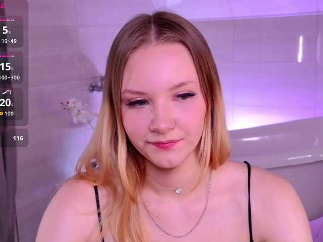 StaceyyJones live cam on BongaCams