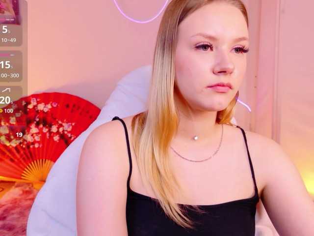 StaceyyJones live cam on BongaCams