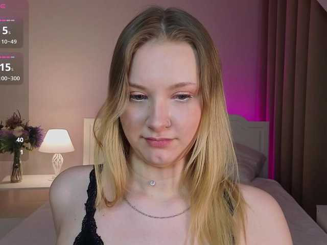 StaceyyJones live cam on BongaCams