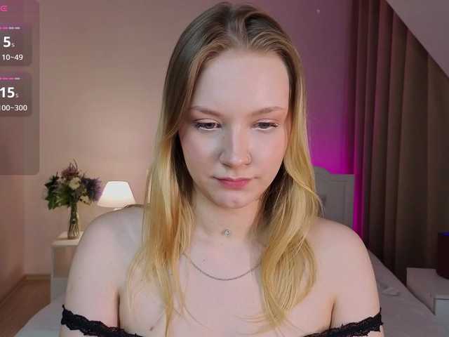 StaceyyJones live cam on BongaCams