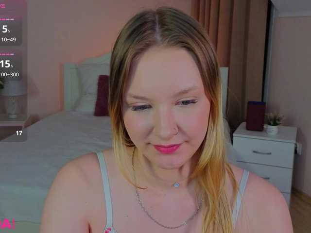 StaceyyJones live cam on BongaCams
