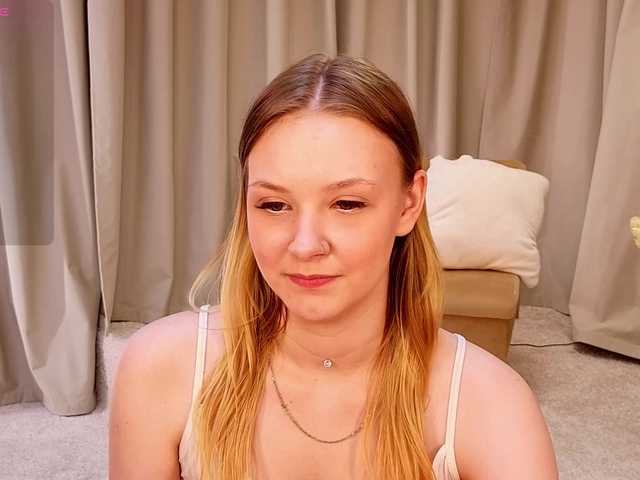 StaceyyJones live cam on BongaCams