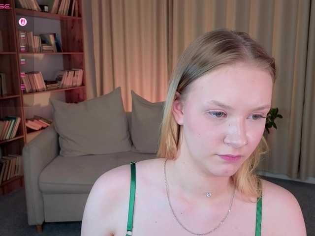 StaceyyJones live cam on BongaCams