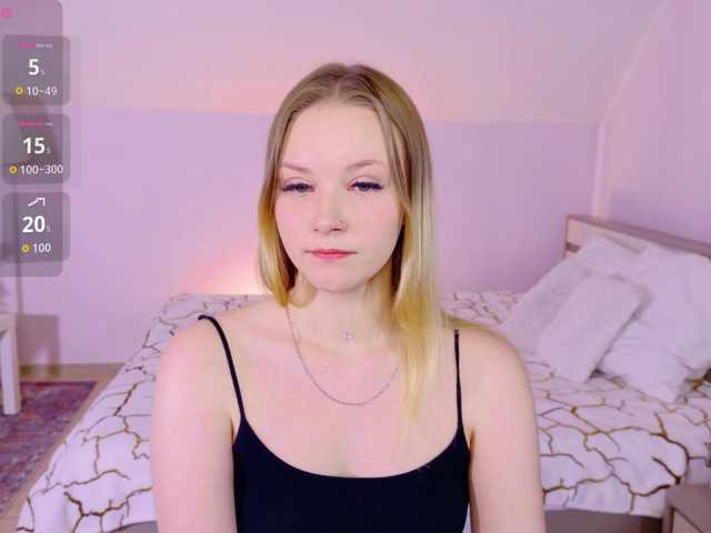 StaceyyJones live cam on BongaCams