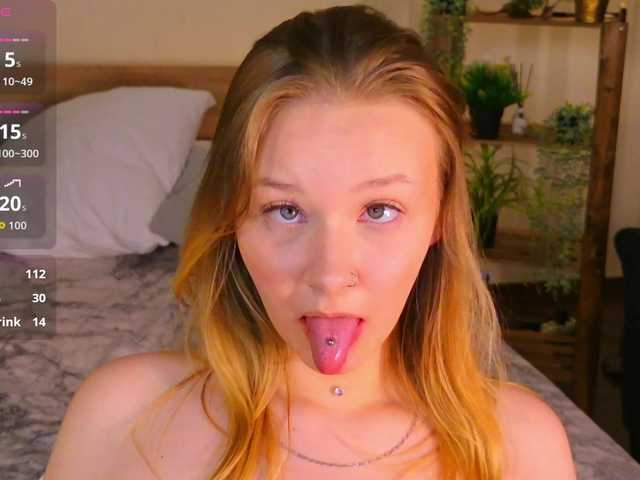StaceyyJones live cam on BongaCams