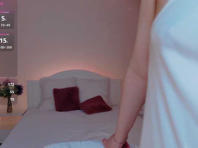 StaceyyJones live cam on BongaCams
