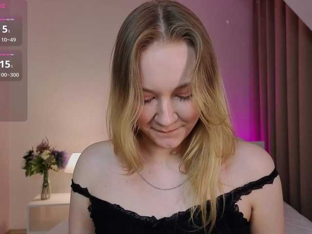 StaceyyJones live cam on BongaCams