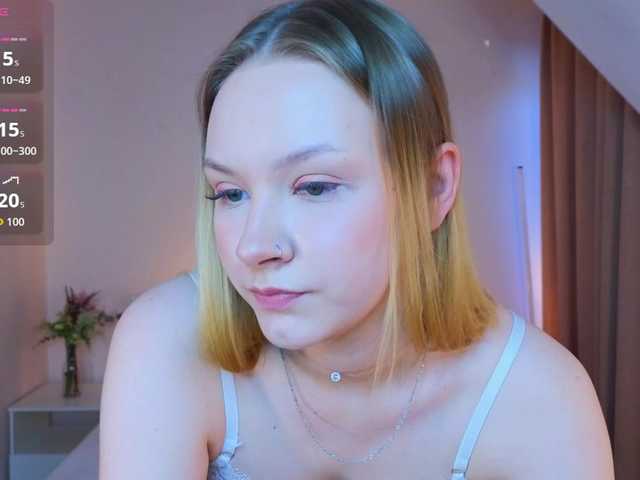 StaceyyJones live cam on BongaCams